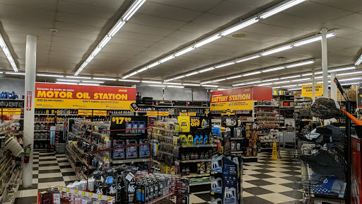 Auto Parts Store «Advance Auto Parts», reviews and photos, 1720 Commerce Dr, Uhrichsville, OH 44683, USA
