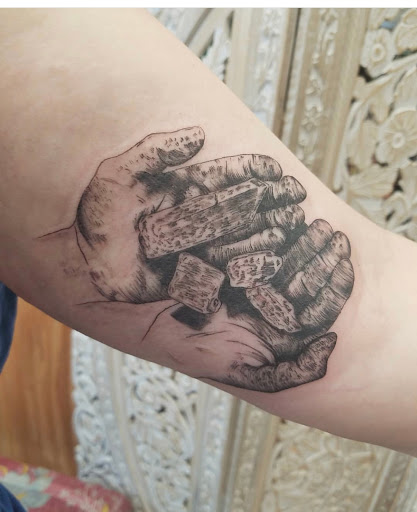 Tattoo Shop «Perigee Moon Body Art», reviews and photos, 301 Broadway, West Cape May, NJ 08204, USA