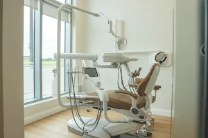 Uptown Oakville Dentistry image
