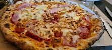 Plats et boissons du Pizzeria Le Petit Naples® (uniquement à emporter) à Le Tourne - n°15