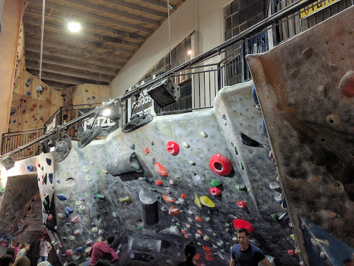 Gym «Hangar 18 Indoor Climbing Gym - Upland», reviews and photos, 256 E Stowell St, Upland, CA 91786, USA