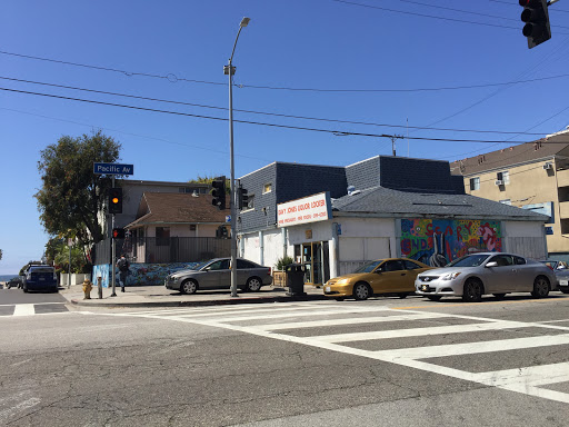 Liquor Store «Davy Jones Liquor Locker», reviews and photos, 63 Navy St, Venice, CA 90291, USA