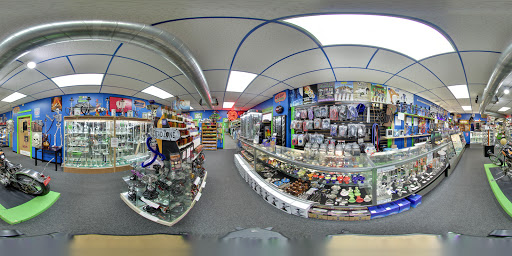 Tobacco Shop «Knuckleheads Tobacco & Gifts», reviews and photos, 550 State St, Madison, WI 53703, USA