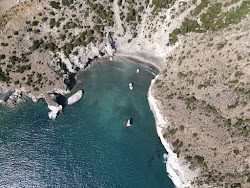 Paralia Gerontas'in fotoğrafı doğal alan içinde bulunmaktadır