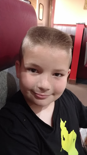 Barber Shop «South End Barber Shop», reviews and photos, 222 E Oak Ridge Dr #1900, Hagerstown, MD 21740, USA