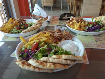 King Kebab & Pizza - 8F4R+MCV, Durrës, Albania