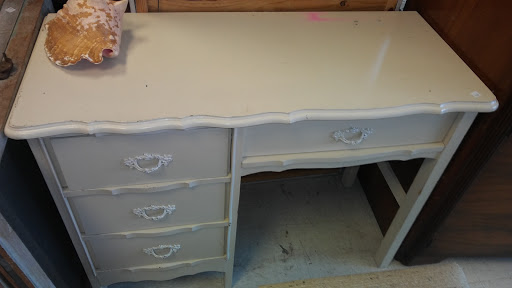 Thrift Store «Babcock Thrift Antiques and Collectibles», reviews and photos, 108 S Babcock St, Melbourne, FL 32901, USA