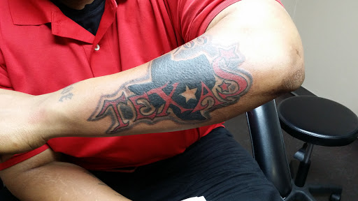 Tattoo Shop «UnderGround-Ink Tattoo Gallery», reviews and photos, 2106 W Gentry Pkwy, Tyler, TX 75702, USA
