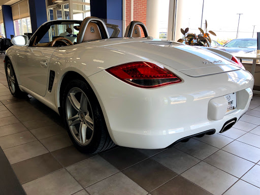 Hyundai Dealer «Crestmont Hyundai», reviews and photos, 2961 Center Rd, Brunswick, OH 44212, USA