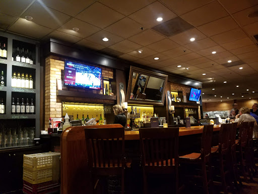 Shopping Mall «Crestview Hills Town Center», reviews and photos, 2791 Town Center Blvd, Crestview Hills, KY 41017, USA