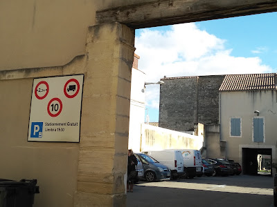 Parking rue Jules Niel à Valréas