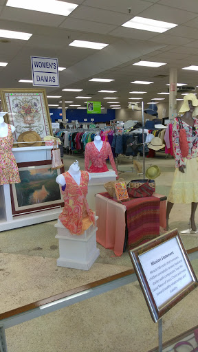 Thrift Store «Miracle Hill Thrift Store», reviews and photos, 206 New Neely Ferry Rd, Mauldin, SC 29662, USA