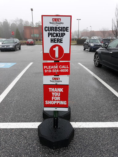 Hardware Store «Town & Country Hardware», reviews and photos, 910 Gateway Commons Cir, Wake Forest, NC 27587, USA