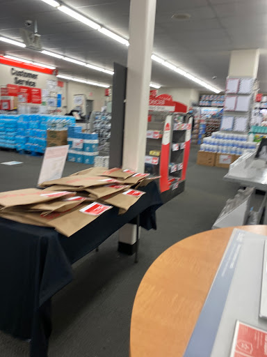 Office Supply Store «Staples», reviews and photos, 24-41 31st St, Astoria, NY 11102, USA