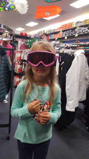 Sporting Goods Store «Big 5 Sporting Goods», reviews and photos, 80 W Foothill Blvd, Upland, CA 91786, USA