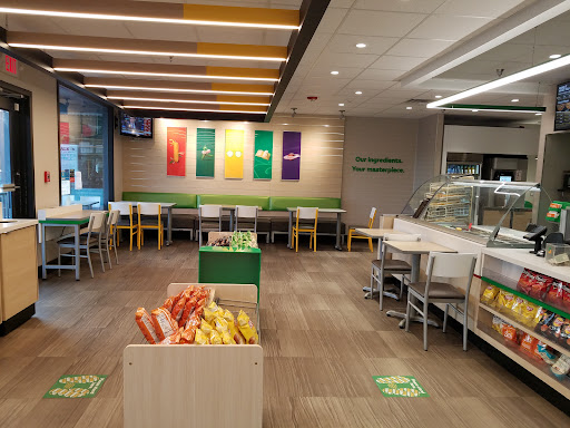 Restaurant «SUBWAY®Restaurants», reviews and photos, 99 Fortin Rd, Kingston, RI 02881, USA