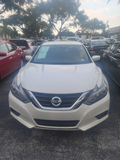 Nissan Dealer «Fort Lauderdale Nissan», reviews and photos, 1051 S Federal Hwy, Fort Lauderdale, FL 33316, USA