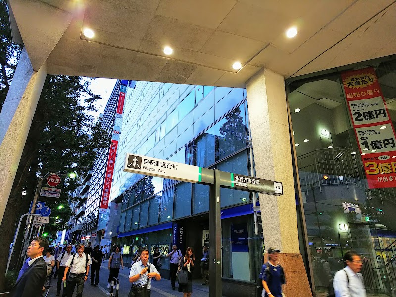 三菱ufj銀行川崎支店 神奈川県川崎市川崎区砂子 銀行 銀行 グルコミ