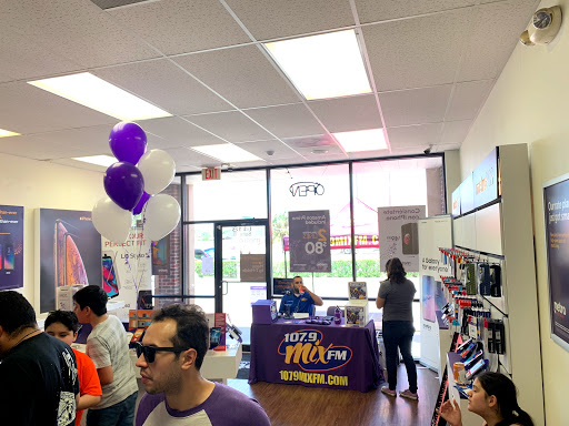 Cell Phone Store «MetroPCS Authorized Dealer», reviews and photos, 1418 E Tyler Ave, Harlingen, TX 78550, USA
