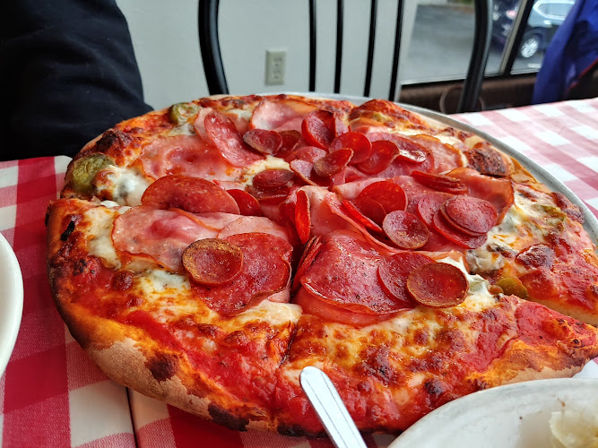#9 best pizza place in Bremerton - Tony's Italian Restaurant & Pizzeria