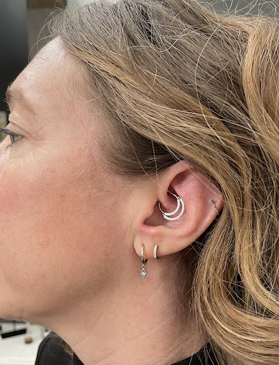 Explore free hand tattoo ideas, creative tattoo ideas in Chapel Hill, available at Gold Hand Gallery