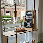 Photo n° 1 de l'avis de Arkadiy.o fait le 14/05/2024 à 09:46 pour Vert Olive à Étretat