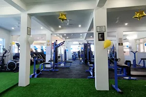 Bodyline -Best Gym in Sitapur | Fitness Gym | AC dance classes | Wedding Choreography | Kids dance classes in Sitapur image