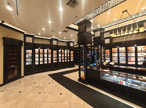 Cigar Shop «The Cigar Lounge», reviews and photos, 1710 Woodfield Rd, Schaumburg, IL 60173, USA