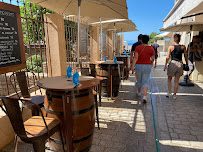 Atmosphère du Restaurant Café Des Vestiges à Bonifacio - n°15