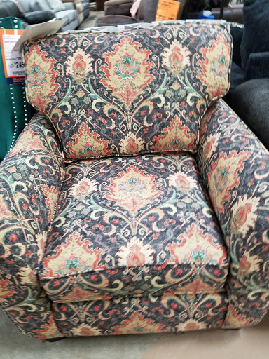 Furniture Store «Weekends Only Furniture & Mattress», reviews and photos, 411 Mid Rivers Mall Dr, St Peters, MO 63376, USA