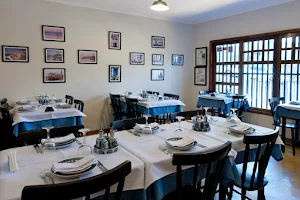 Ora Pois Pois Restaurante Português image