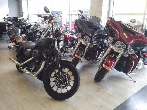 Motorcycle Dealer «Rosenau Powersports», reviews and photos, 24732 Ford Rd, Dearborn Heights, MI 48127, USA