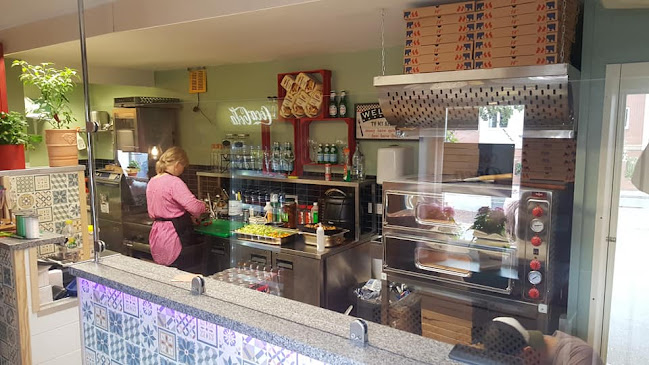 Comments and reviews of Cheshire Pizza - Grappenhall