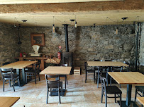 Atmosphère du Restaurant LE PIC DE PAN - Auberge & Gîtes à Arrens-Marsous - n°5
