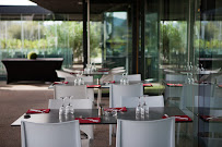 Atmosphère du Les Terrasses du Z5 - Restaurant Aix les Milles à Aix-en-Provence - n°7