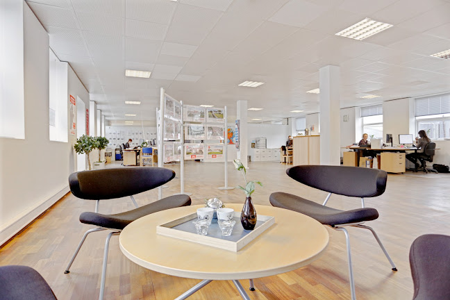 Åbningstider for Ejendomsmæglerfirmaet John Frandsen Randers Syd