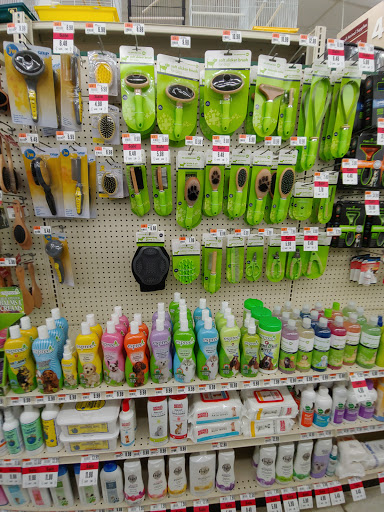 Pet Supply Store «Pet Supplies Plus», reviews and photos, 18610 W Bluemound Rd, Brookfield, WI 53045, USA