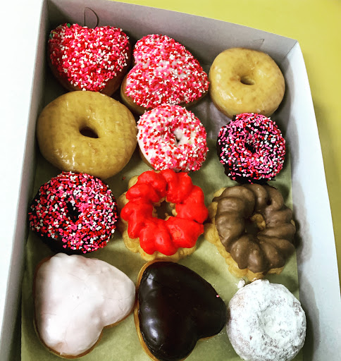 Donut Shop «Pixie Donuts», reviews and photos, 3052 W Temple Ave, Pomona, CA 91766, USA