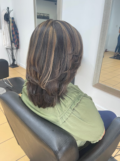 Beauty Salon «SALON NEW YORK DOMINICAN HAIR STYLISTS», reviews and photos, 316 Grayson Hwy, Lawrenceville, GA 30046, USA