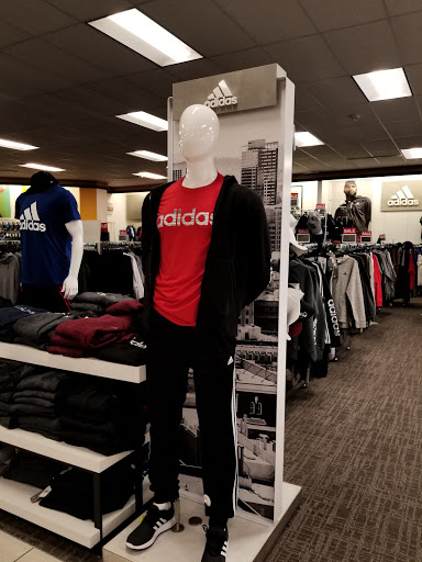 Shopping Mall «Gilroy Crossing Shopping Center», reviews and photos, 6915 Camino Arroyo, San Jose, CA 95112, USA