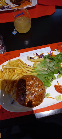 Hamburger végétarien du Restaurant Brasserie Chez Antoine à Barcelonnette - n°3