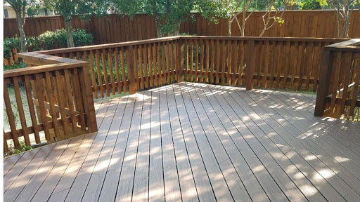 Northlake fence and deck