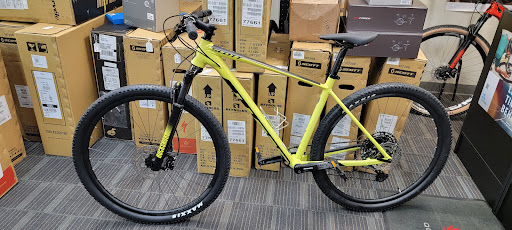 Bicycle Store «Advanced Cycles Orlando, FL», reviews and photos, 6651 S Semoran Blvd #104, Orlando, FL 32822, USA