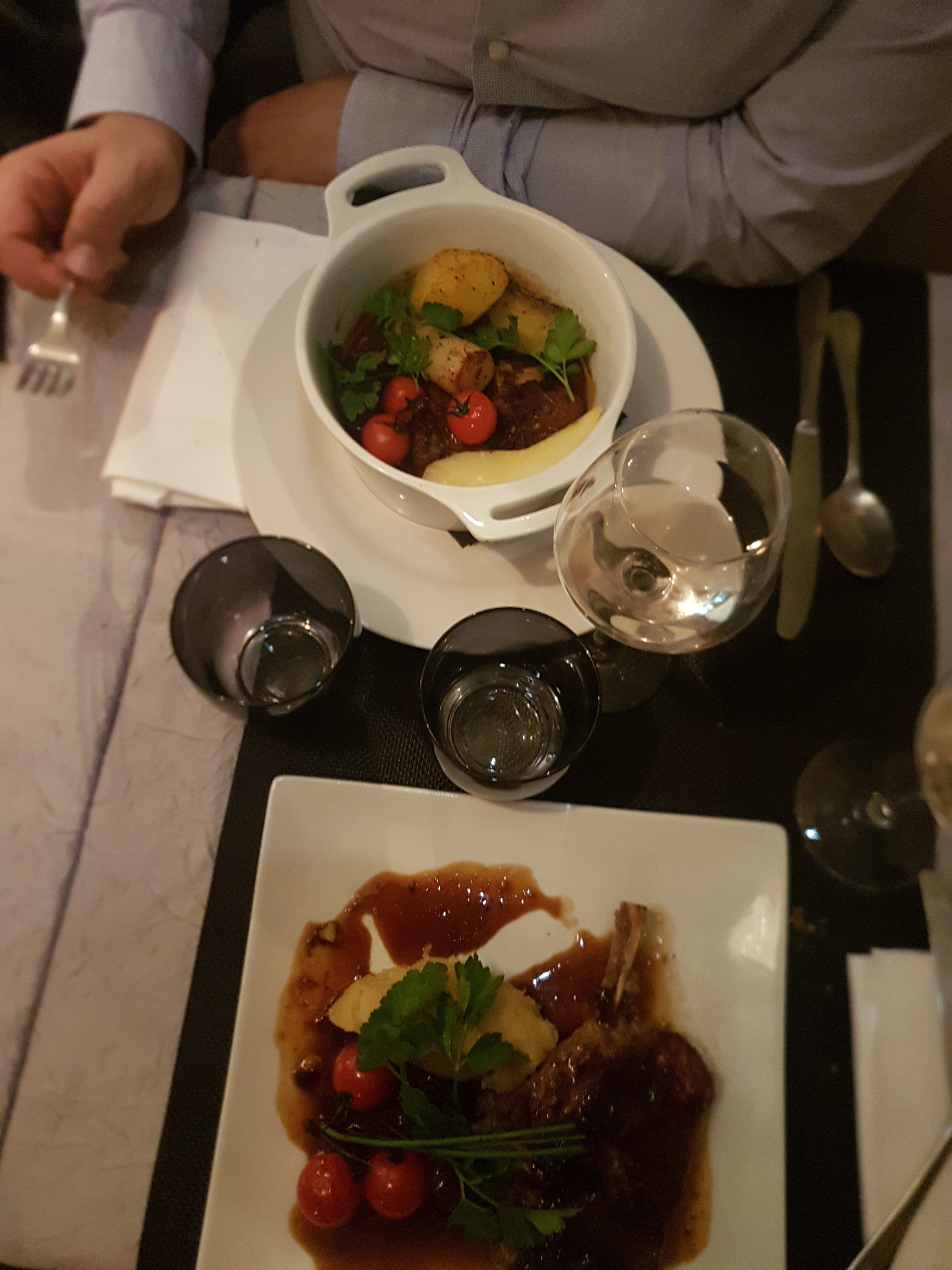 Photo n° 1 de l'avis de krizia.a fait le 15/03/2018 à 23:01