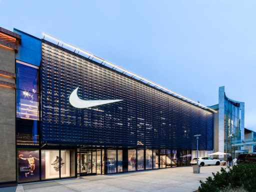Clothing Store «Nike Lenox», reviews and photos, 3393 Peachtree Rd, Atlanta, GA 30326, USA