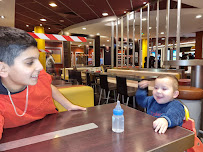 Atmosphère du Restauration rapide McDonald's à Vaulx-en-Velin - n°11