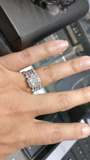 Jeweler «Shane Co.», reviews and photos, 2530 N Main St, Walnut Creek, CA 94597, USA