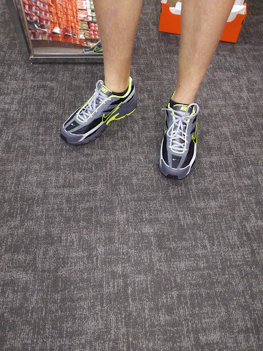 Shoe Store «Shoe Dept.», reviews and photos, 7201 SE 29th St #201, Midwest City, OK 73110, USA