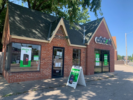 Cell Phone Store «Cricket Wireless Authorized Retailer», reviews and photos, 401 W 21st St N, Wichita, KS 67203, USA