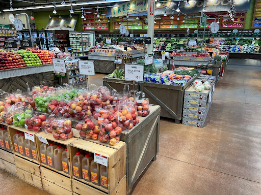Grocery Store «Fresh Thyme Farmers Market- Troy MI», reviews and photos, 901 E Big Beaver Rd, Troy, MI 48083, USA